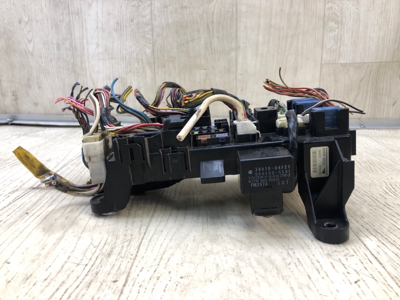 Блок предохранителей салон GRAND VITARA 05-15 2005 Внедорожник 2.0 J20A Блок предохранителей салон GRAND VITARA 05-15 2005 Внедорожник 2.0 J20A