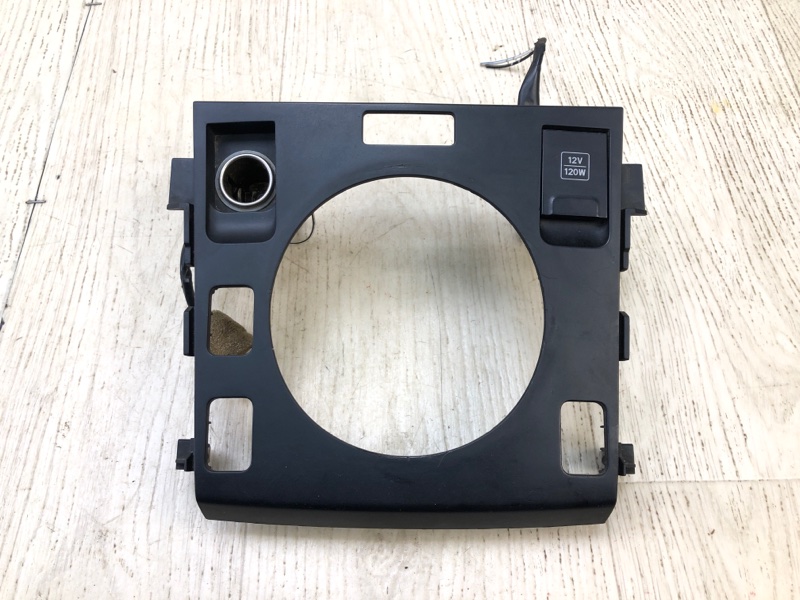 Консоль КПП SUZUKI GRAND VITARA 05-15 2005 Внедорожник 2.0 J20A 75812-65J00-ZEW Б/У