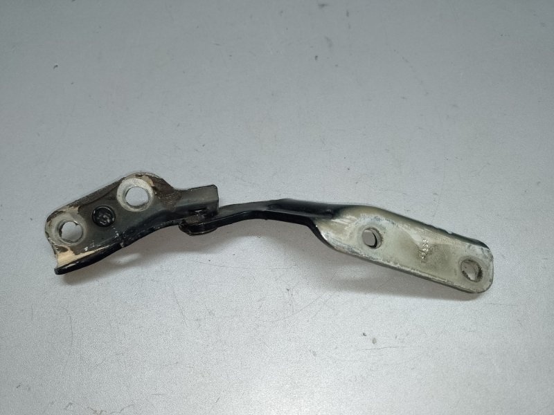 Петля крышки багажника левая PILOT 15- 2017 3.5L