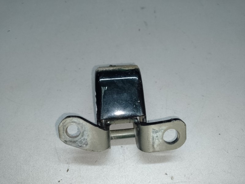 Петля двери верхняя передняя левая PILOT 15- 2017 3.5L Петля двери верхняя передняя левая PILOT 15- 2017 3.5L