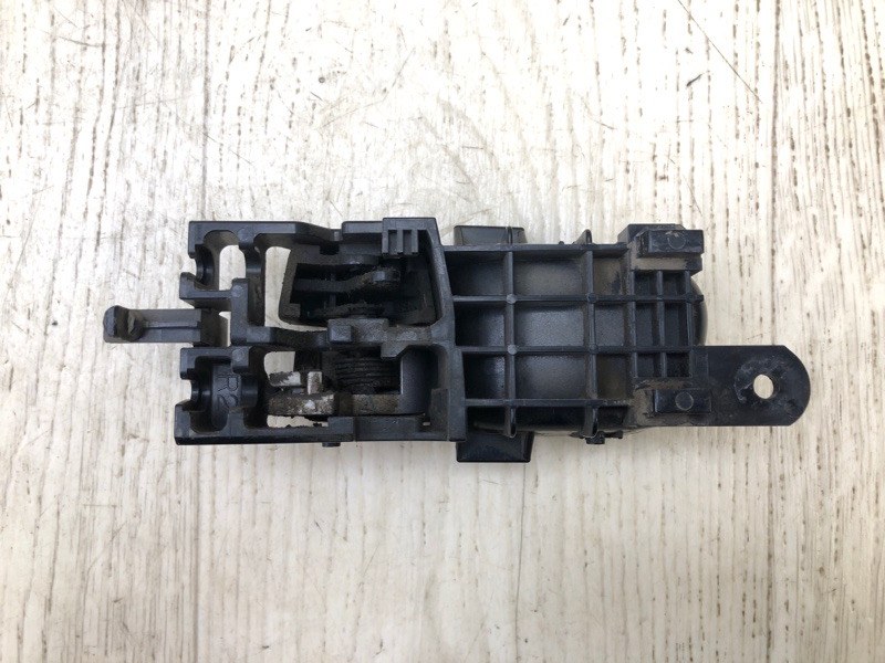 Ручка двери внутренняя правая GRAND VITARA 05-15 2005 Внедорожник 2.0 J20A Ручка двери внутренняя правая GRAND VITARA 05-15 2005 Внедорожник 2.0 J20A