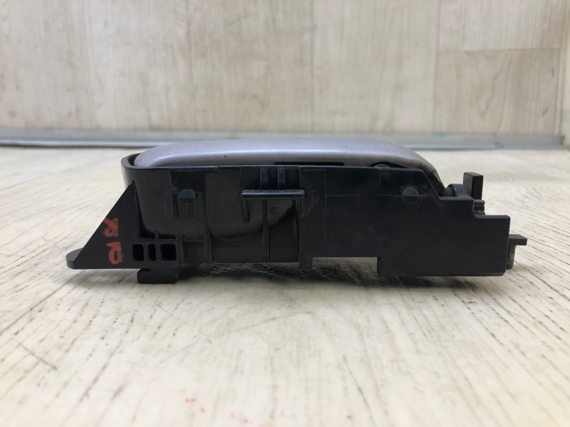 Ручка двери внутренняя правая GRAND VITARA 05-15 2005 Внедорожник 2.0 J20A Ручка двери внутренняя правая GRAND VITARA 05-15 2005 Внедорожник 2.0 J20A