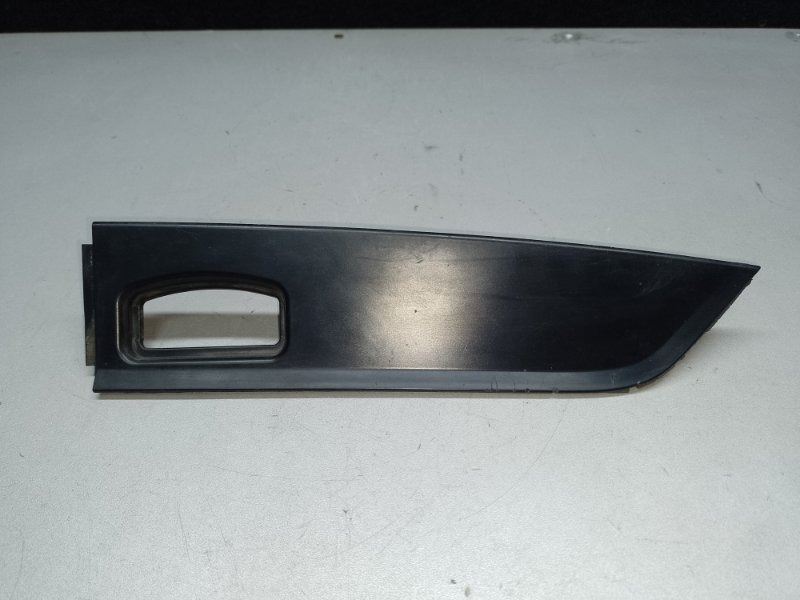 Панель подсветки номера правый HONDA PILOT 15- 2017 3.5L 74890-TG7-A00 Б/У