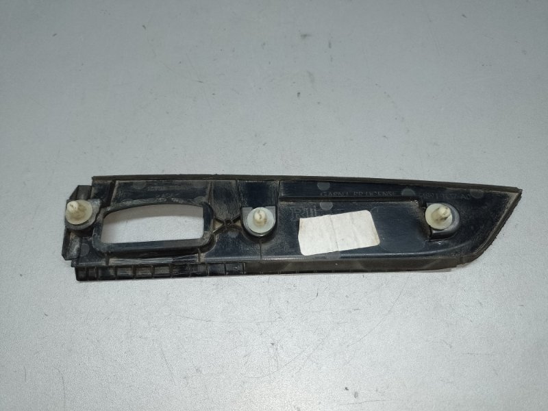 Панель подсветки номера левый PILOT 15- 2017 3.5L