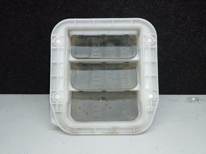 Клапан вентиляции салона задний левый HONDA PILOT 15- 2017 3.5L 75450-SMA-003 Б/У