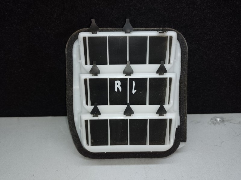 Клапан вентиляции салона задний левый PILOT 15- 2017 3.5L