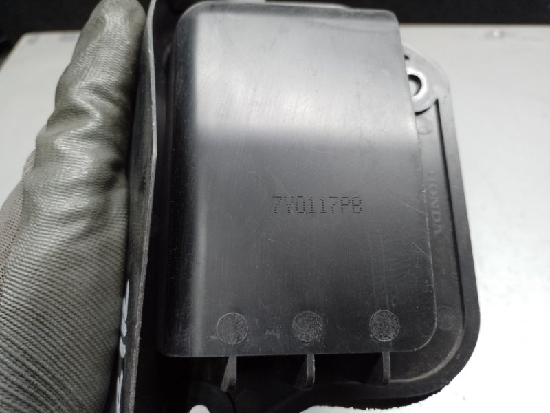 Воздуховод салона задний правый PILOT 15- 2017 3.5L