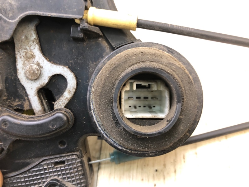 Замок двери задний левый GRAND VITARA 05-15 2005 Внедорожник 2.0 J20A