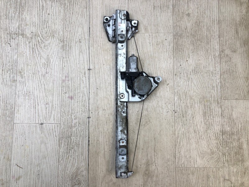 Стеклоподъемник передний левый SUZUKI GRAND VITARA 05-15 2005 Внедорожник 2.0 J20A 83402-65J00 Б/У