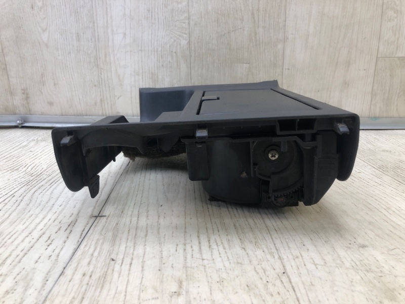 Консоль между сидений GRAND VITARA 05-15 2005 Внедорожник 2.0 J20A