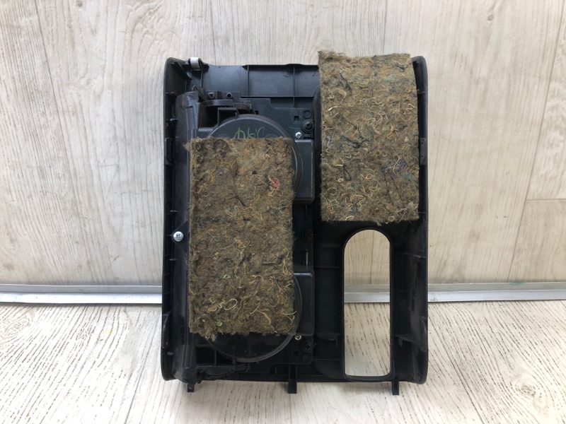 Консоль между сидений GRAND VITARA 05-15 2005 Внедорожник 2.0 J20A