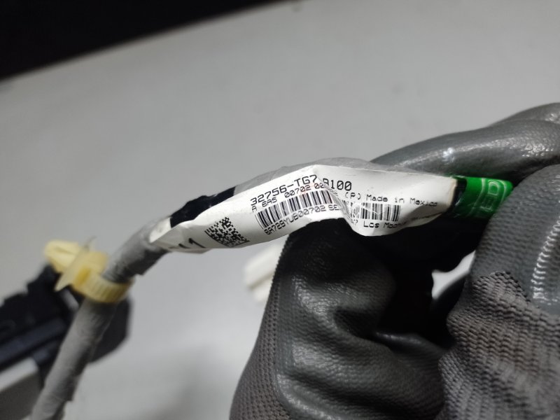 Кнопка стеклоподъемника передняя правая PILOT 15- 2017 3.5L