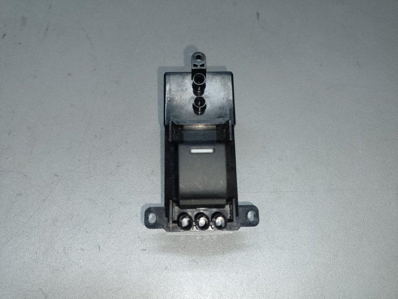 Кнопка стеклоподъемника задняя HONDA PILOT 15- 2017 3.5L 35770-TG7-A01 Б/У