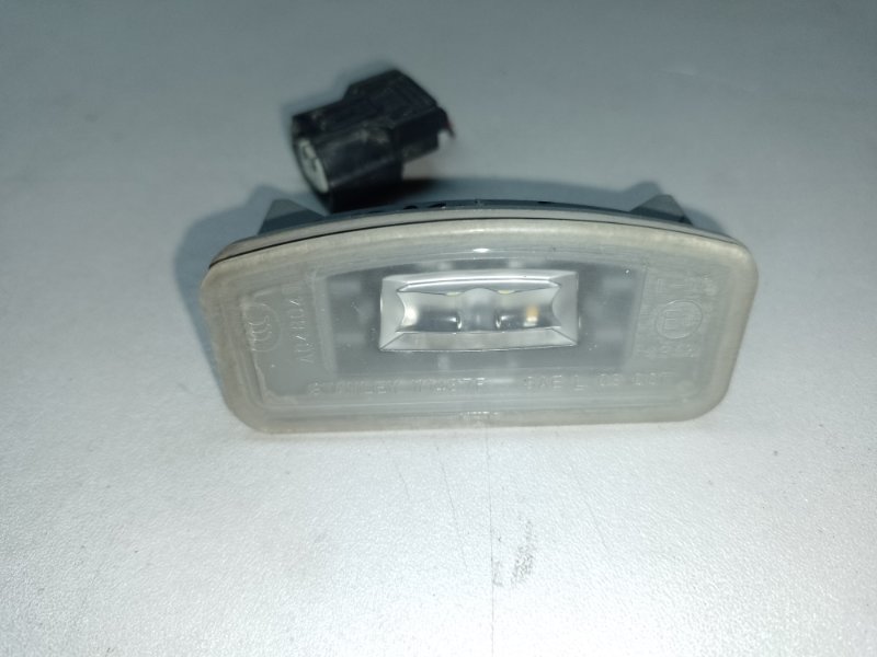 Подсветка номера HONDA PILOT 15- 2017 3.5L 34100-TZ5-A01 Б/У