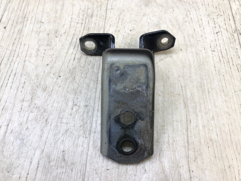 Петля двери верхняя передняя левая GRAND VITARA 05-15 2005 Внедорожник 2.0 J20A