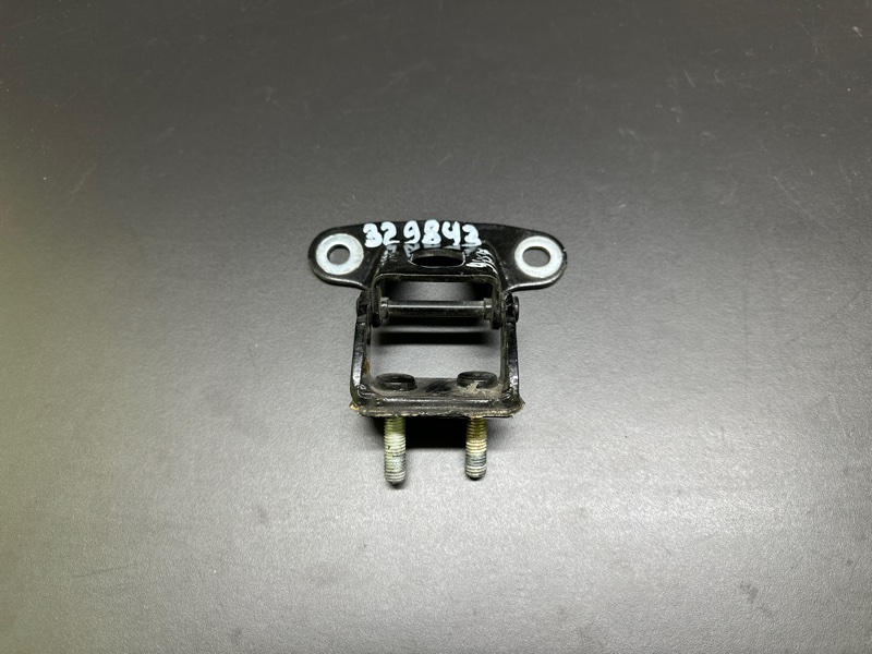 Запчасть петля крышки багажника ACURA MDX (YD2) 06-13 2007 YD2 3.7 J37A1 68210-STX-A00ZZ Б/У Петля крышки багажника ACURA MDX (YD2) 06-13 2007 YD2 3.7 J37A1 68210-STX-A00ZZ Б/У