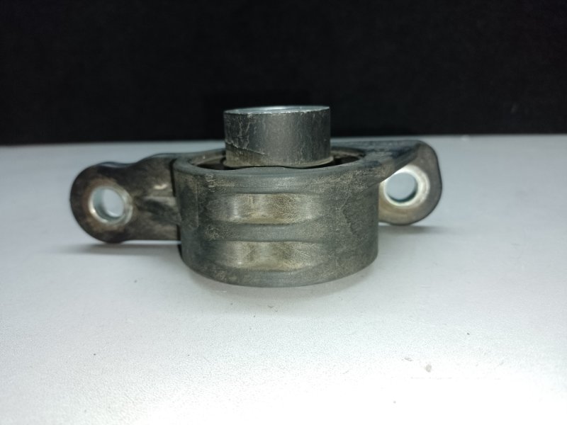 Кронштейн редуктора задний левый HONDA PILOT 15- 3.5L