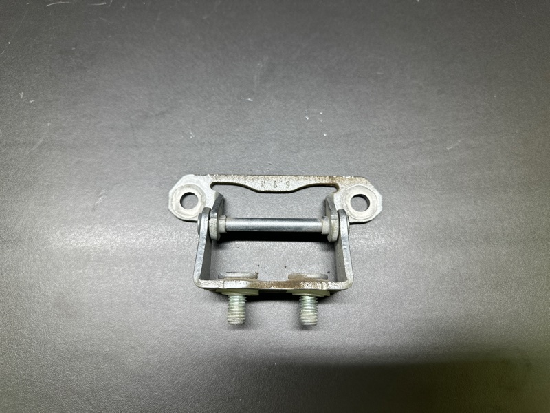 Петля крышки багажника CROSSTREK 12-17 2015 GP FB20X e-Boxer