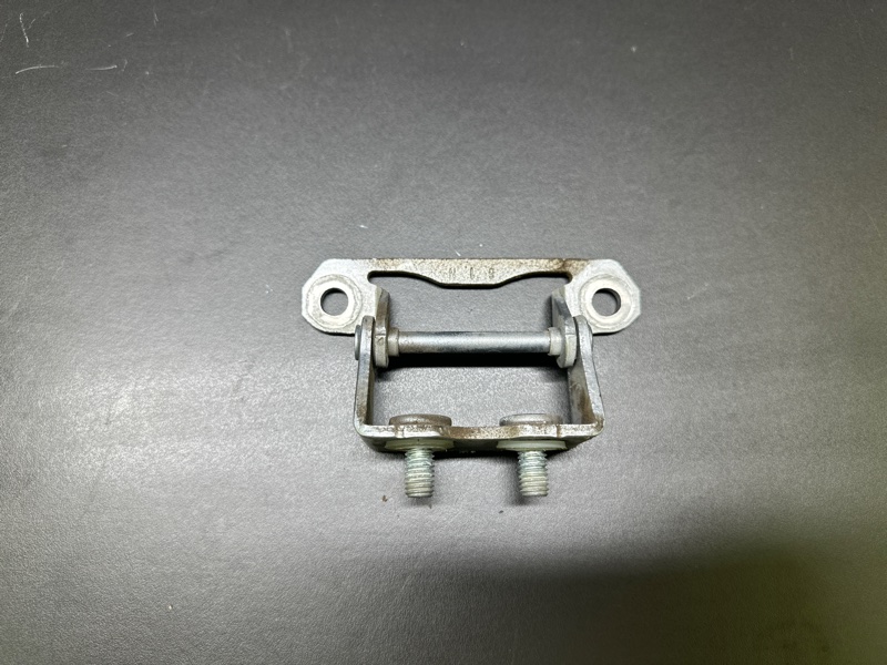 Петля крышки багажника CROSSTREK 12-17 2015 GP FB20X e-Boxer