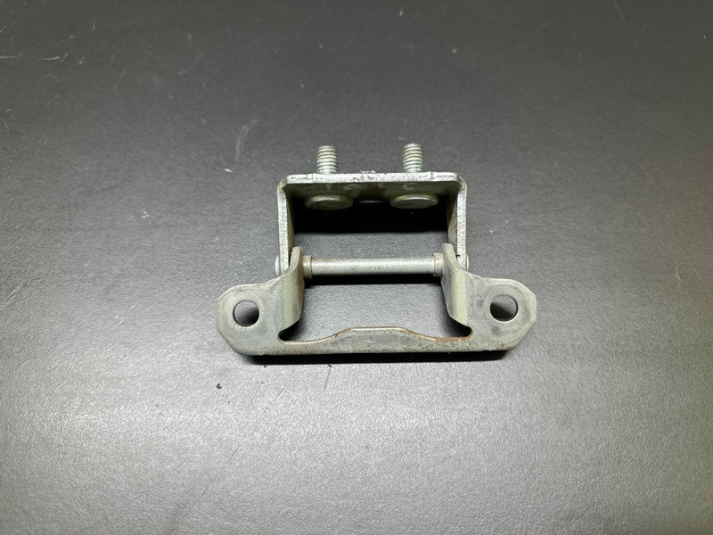 Петля крышки багажника SUBARU CROSSTREK 12-17 GP FB20X e-Boxer