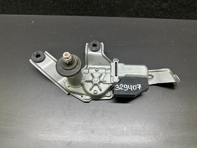 Моторчик стеклоочистителя задний PRIUS - 30 09-17 2011 XW30 1.8 2ZRFXE