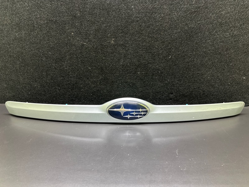 Панель подсветки номера SUBARU CROSSTREK 12-17 2015 GP FB20X e-Boxer 91111FJ190TQ Б/У