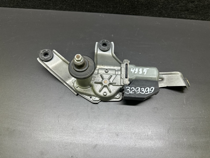 Моторчик стеклоочистителя задний PRIUS - 30 09-17 2013 1.8 2ZRFXE