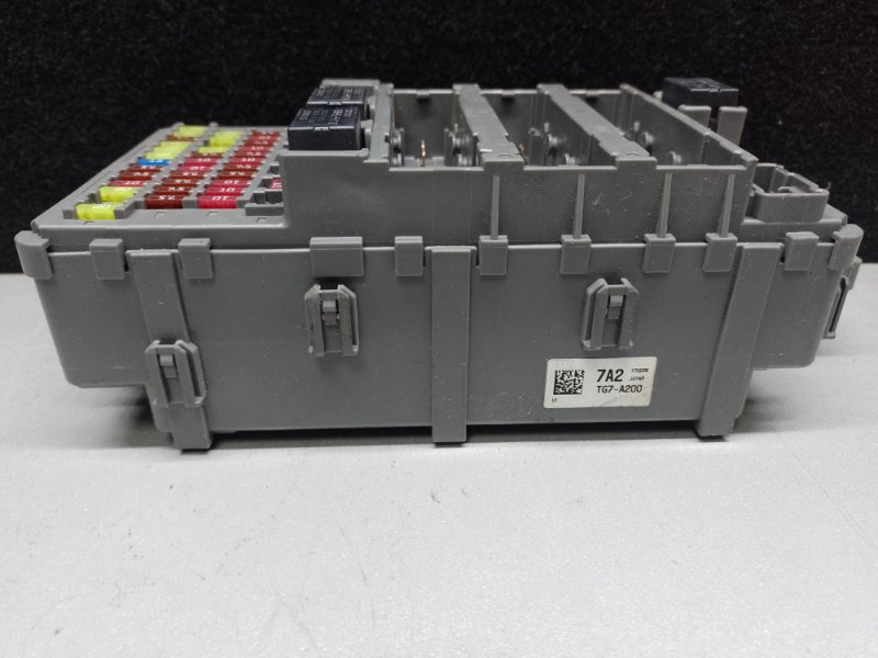 Блок предохранителей салон PILOT 15- 2017 3.5L