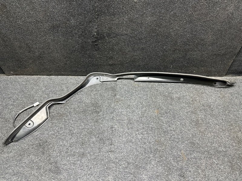 Датчик открытия багажника правый RX350/450 09-15 2009 GGL10L 2GR-FXE 3.5L