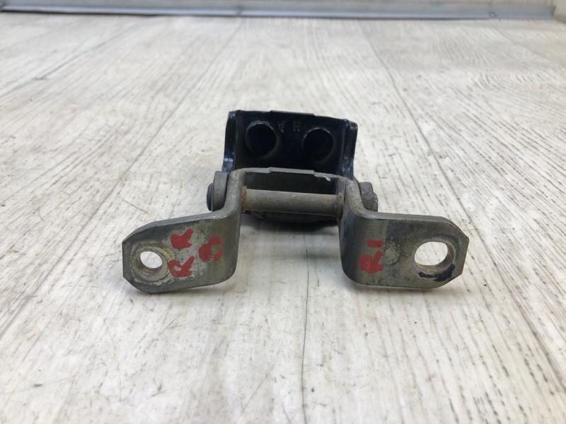 Петля двери верхняя задняя правая SUZUKI GRAND VITARA 05-15 Внедорожник 2.0 J20A