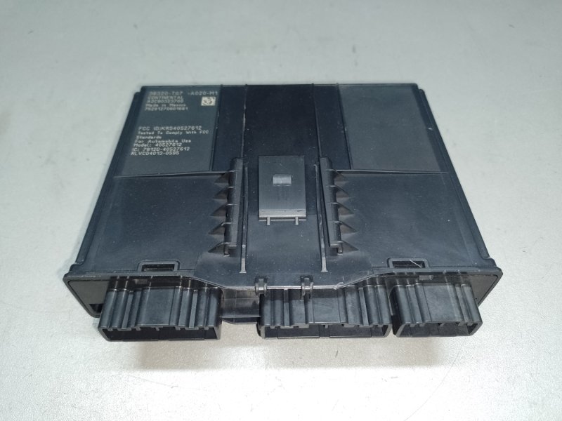 Запчасть блок электронный HONDA PILOT 15- 2017 3.5L 38320-TG7-A32 Б/У Блок электронный HONDA PILOT 15- 2017 3.5L 38320-TG7-A32 Б/У