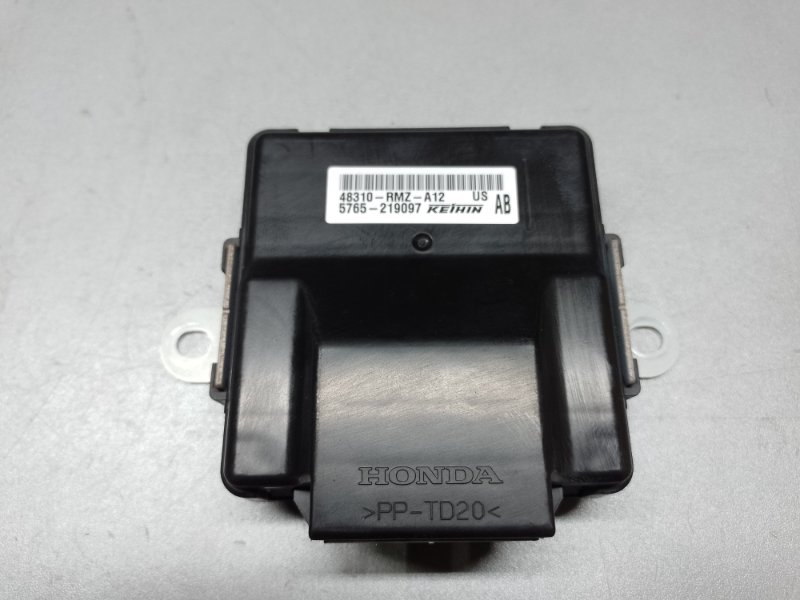 Блок управления полным приводом HONDA PILOT 15- 2017 3.5L 48310-RMZ-A12 Б/У