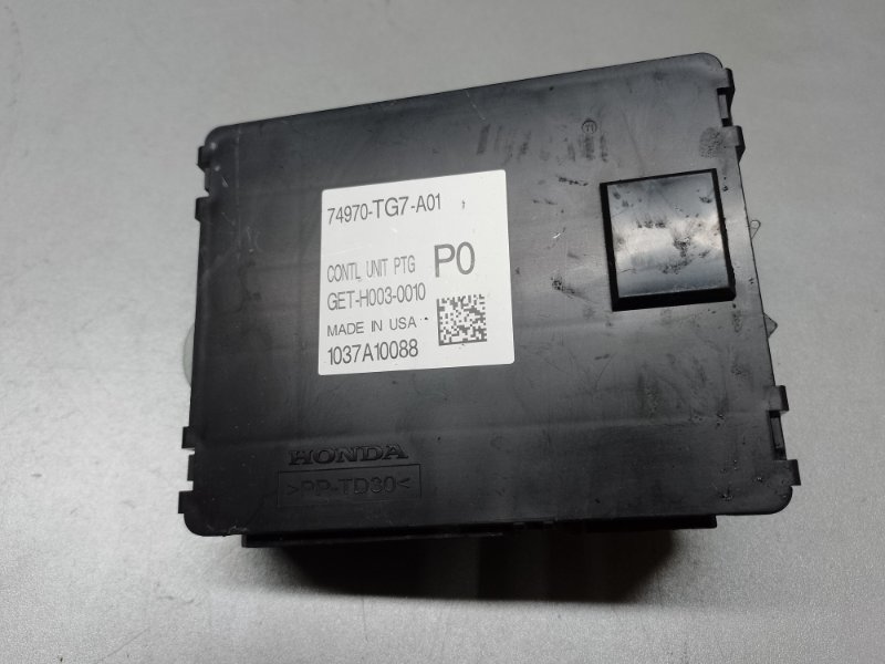 Блок управления крышкой багажника HONDA PILOT 15- 2017 3.5L 74970-TG7-A01 Б/У