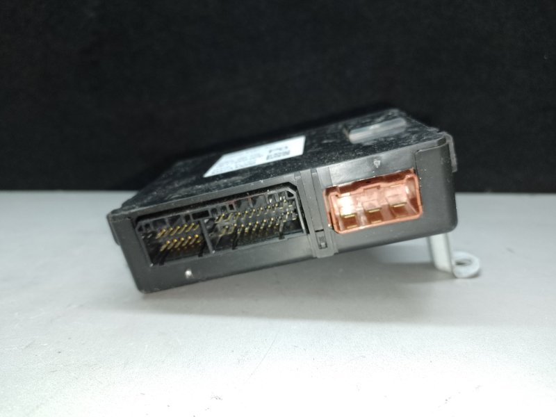 Блок управления крышкой багажника HONDA PILOT 15- 3.5L