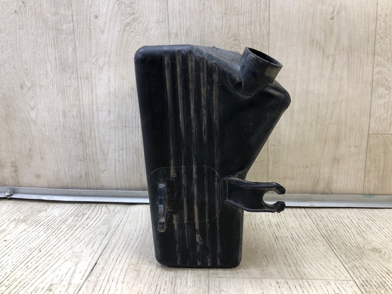 Резонатор воздушного фильтра GRAND VITARA 05-15 2005 Внедорожник 2.0 J20A Резонатор воздушного фильтра GRAND VITARA 05-15 2005 Внедорожник 2.0 J20A