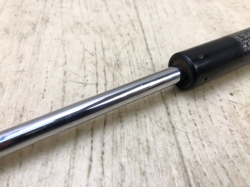 Амортизатор двери багажника GRAND VITARA 05-15 2005 Внедорожник 2.0 J20A