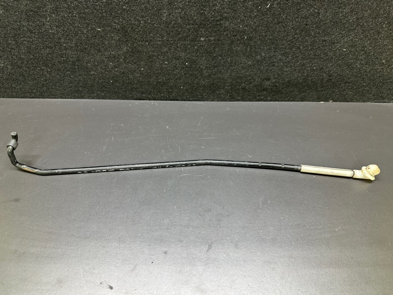 Упор капота TOYOTA PRIUS C/AQUA 11-14 2013 NHP10L 1NZ-FXE 1.5L 53440-52250 Б/У