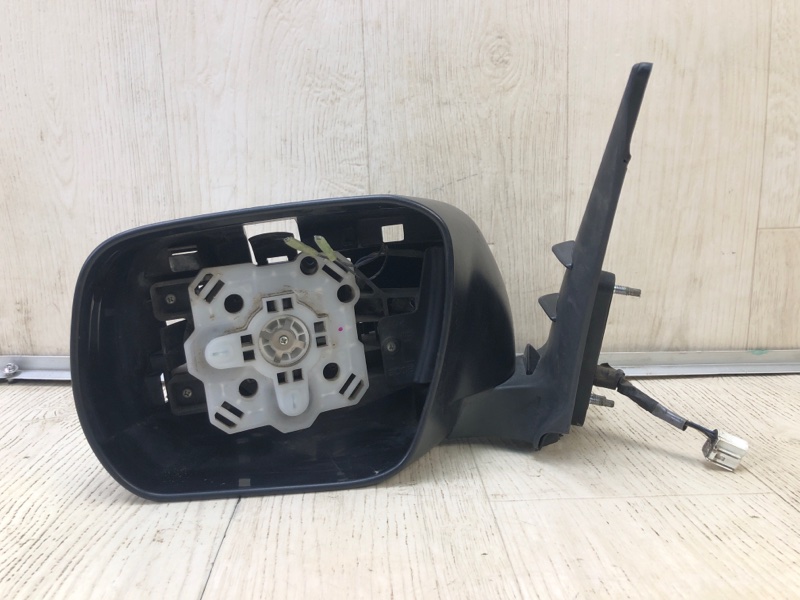 Зеркало переднее левое SUZUKI GRAND VITARA 05-15 Внедорожник 2.0 J20A Зеркало переднее левое SUZUKI GRAND VITARA 05-15 Внедорожник 2.0 J20A