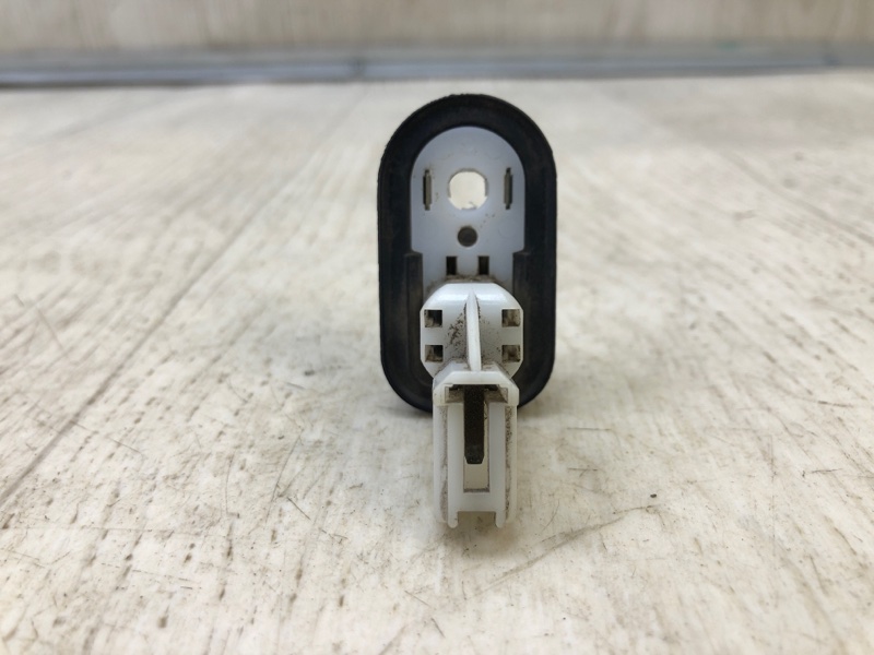 Датчик открытия двери SUZUKI GRAND VITARA 05-15 Внедорожник 2.0 J20A Датчик открытия двери SUZUKI GRAND VITARA 05-15 Внедорожник 2.0 J20A