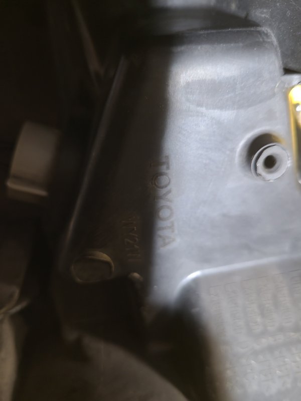 Фара правая COROLLA 12-19 E180 Фара правая COROLLA 12-19 E180