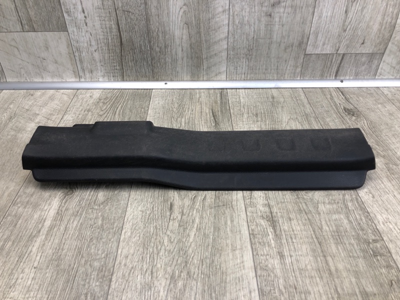 Накладка порога внутрення передняя правая GRAND VITARA 05-15 2005 Внедорожник 2.0 J20A