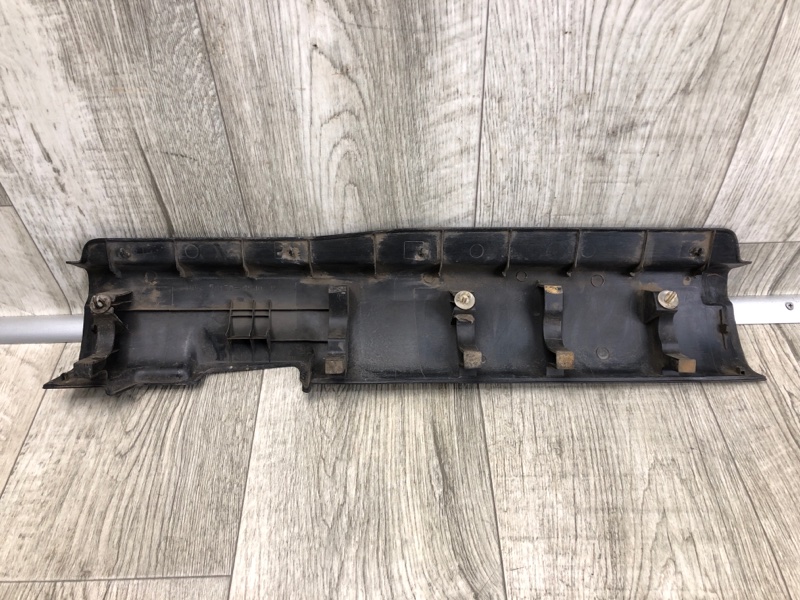 Накладка порога внутрення передняя правая GRAND VITARA 05-15 2005 Внедорожник 2.0 J20A