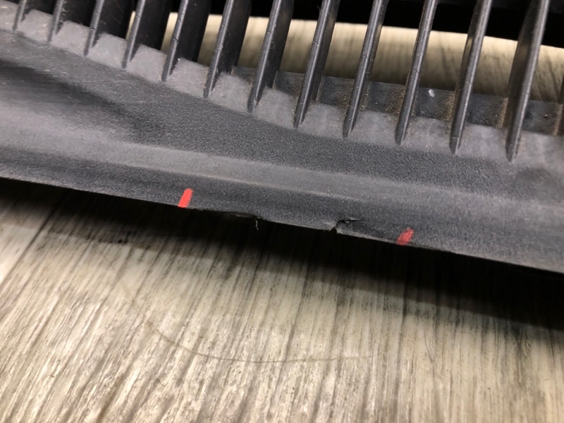 Пластик под лобовое стекло / Жабо левый GRAND VITARA 05-15 2005 Внедорожник 2.0 J20A Пластик под лобовое стекло / Жабо левый GRAND VITARA 05-15 2005 Внедорожник 2.0 J20A