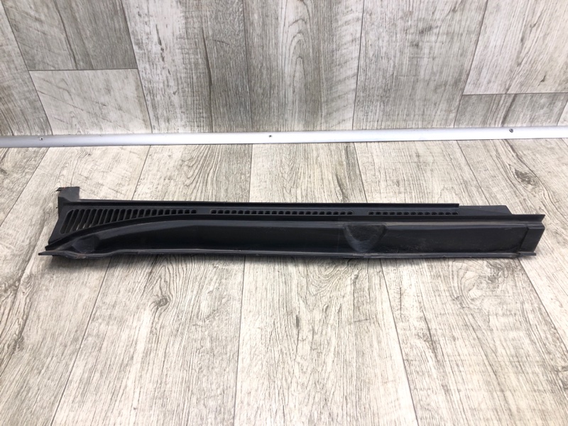 Пластик под лобовое стекло / Жабо правый GRAND VITARA 05-15 2005 Внедорожник 2.0 J20A Пластик под лобовое стекло / Жабо правый GRAND VITARA 05-15 2005 Внедорожник 2.0 J20A