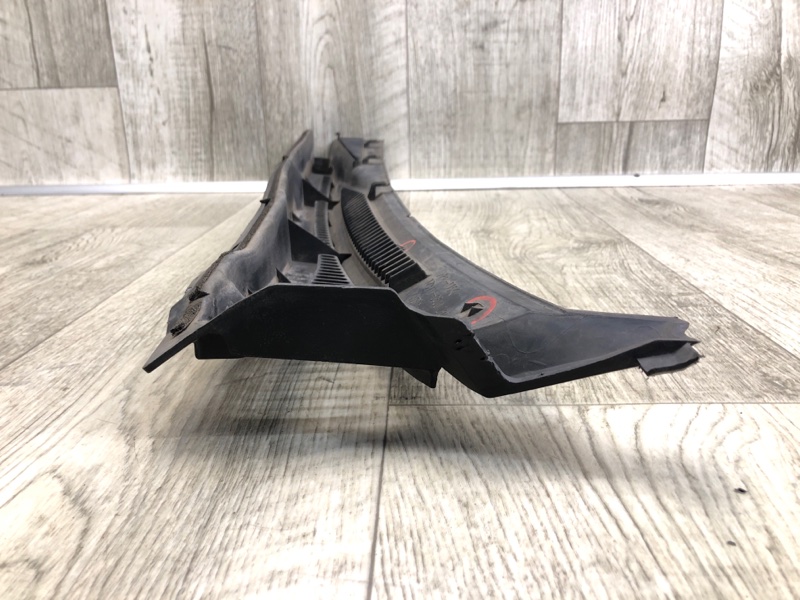 Пластик под лобовое стекло / Жабо правый GRAND VITARA 05-15 2005 Внедорожник 2.0 J20A Пластик под лобовое стекло / Жабо правый GRAND VITARA 05-15 2005 Внедорожник 2.0 J20A