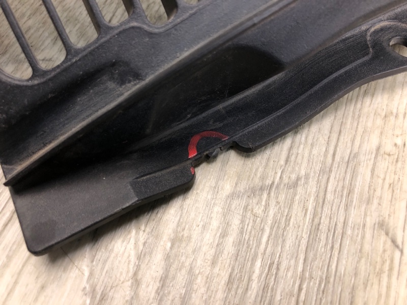 Пластик под лобовое стекло / Жабо правый GRAND VITARA 05-15 2005 Внедорожник 2.0 J20A Пластик под лобовое стекло / Жабо правый GRAND VITARA 05-15 2005 Внедорожник 2.0 J20A