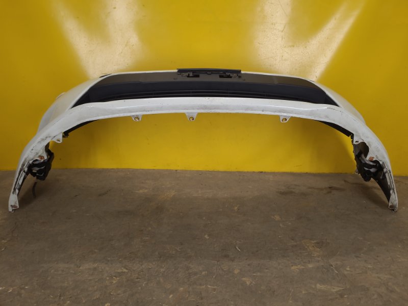 Бампер передний AVENSIS 08-18 Бампер передний AVENSIS 08-18