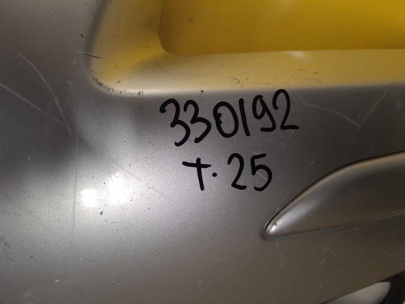 Бампер передний AVENSIS 03-08 Бампер передний AVENSIS 03-08