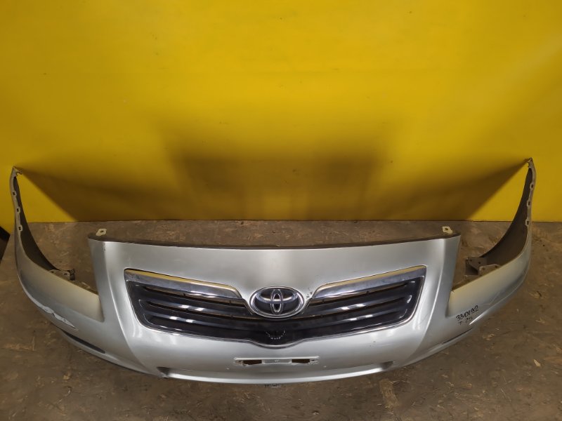 Бампер передний AVENSIS 03-08 Бампер передний AVENSIS 03-08