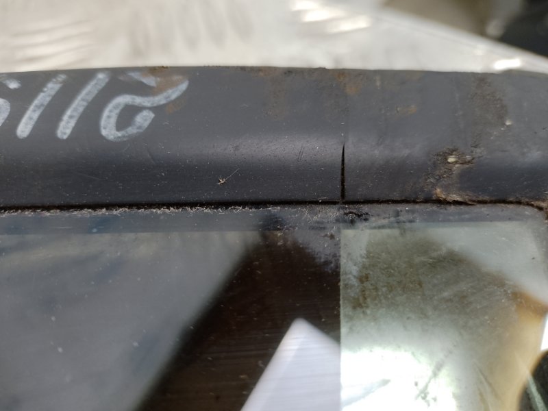 Стекло двери глухое заднее правое JETTA USA 10-17 2016 162 1.4 CZTA